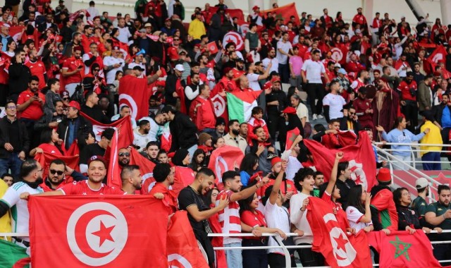 朗斯有戏吗？法甲半程冠军之争引发关注