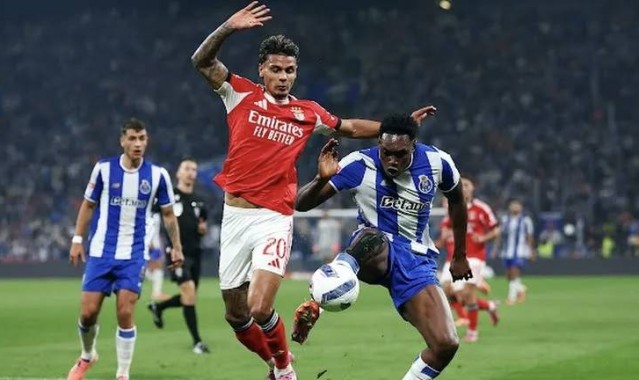 5次圣诞冠军0次登顶！阿森纳1-0险胜稳不稳？3隐患恐毁争冠路