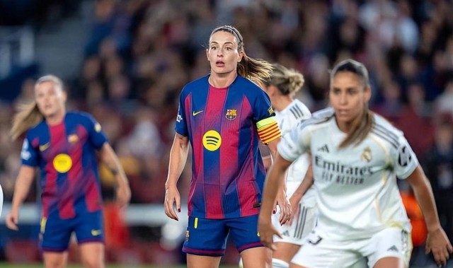 6万人观战！巴萨女足6-0皇马 总比分12-2进欧冠4强 9天内3杀死敌