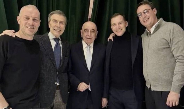 意甲媒体透露：舍瓦回米兰约了马尔蒂尼、加利亚尼、布拉伊达聚会！