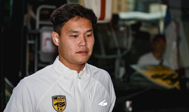 从西甲留洋少年到中乙起伏：前申花主力门将陈钊职业轨迹的深度剖析