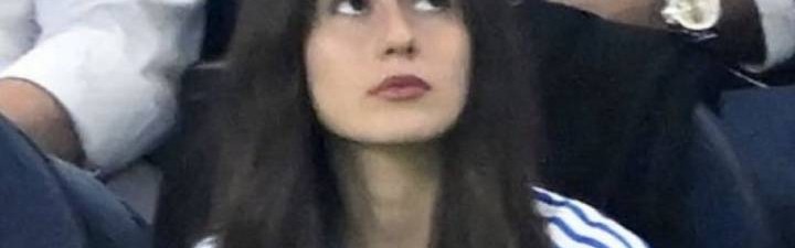 青春美艳女友督战居莱尔喜提欧冠MVP 浓眉大眼非网红脸