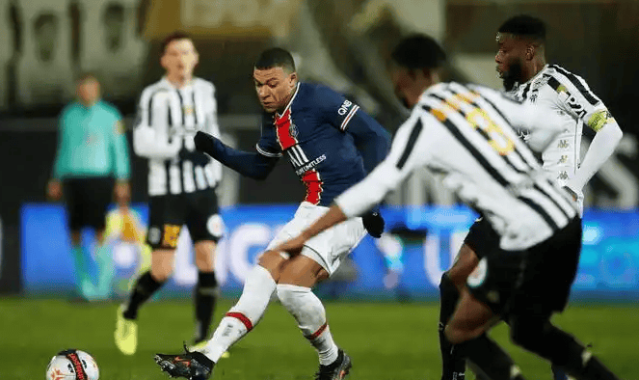 周五014法甲前瞻：节奏掌控！巴黎主场能否靠远射破解里尔收缩？