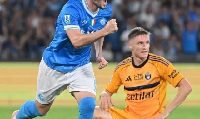 孔蒂又在抱怨了，那不勒斯的坎坷连胜与意甲争冠悬疑