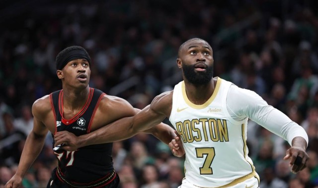 马克西33分布朗27+8+8 76人不敌凯尔特人